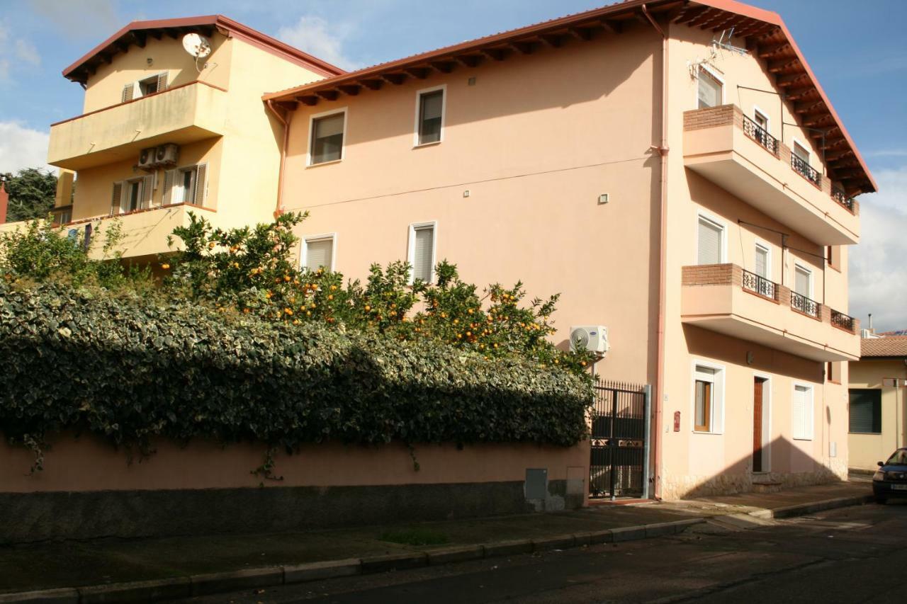 La Casa Dei Nonni Villa Iglesias Exteriör bild