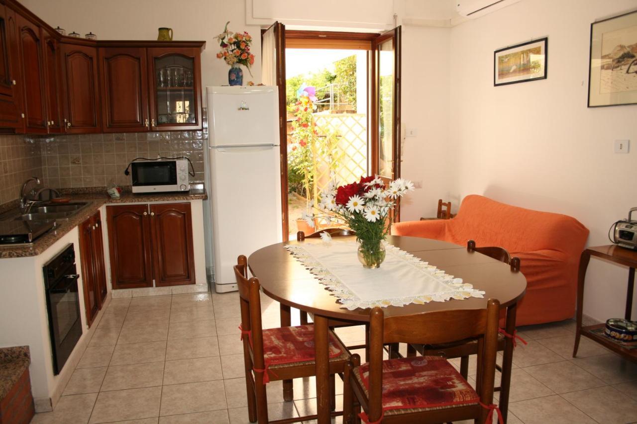 La Casa Dei Nonni Villa Iglesias Exteriör bild