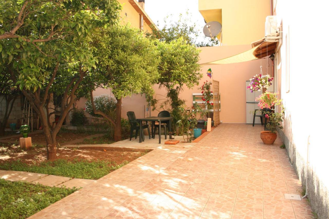 La Casa Dei Nonni Villa Iglesias Exteriör bild